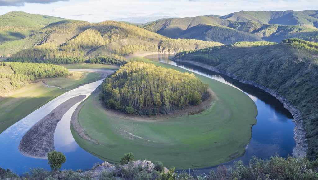 rutas por extremadura en coche 1024x582 - Explora Extremadura: las mejores rutas en coche